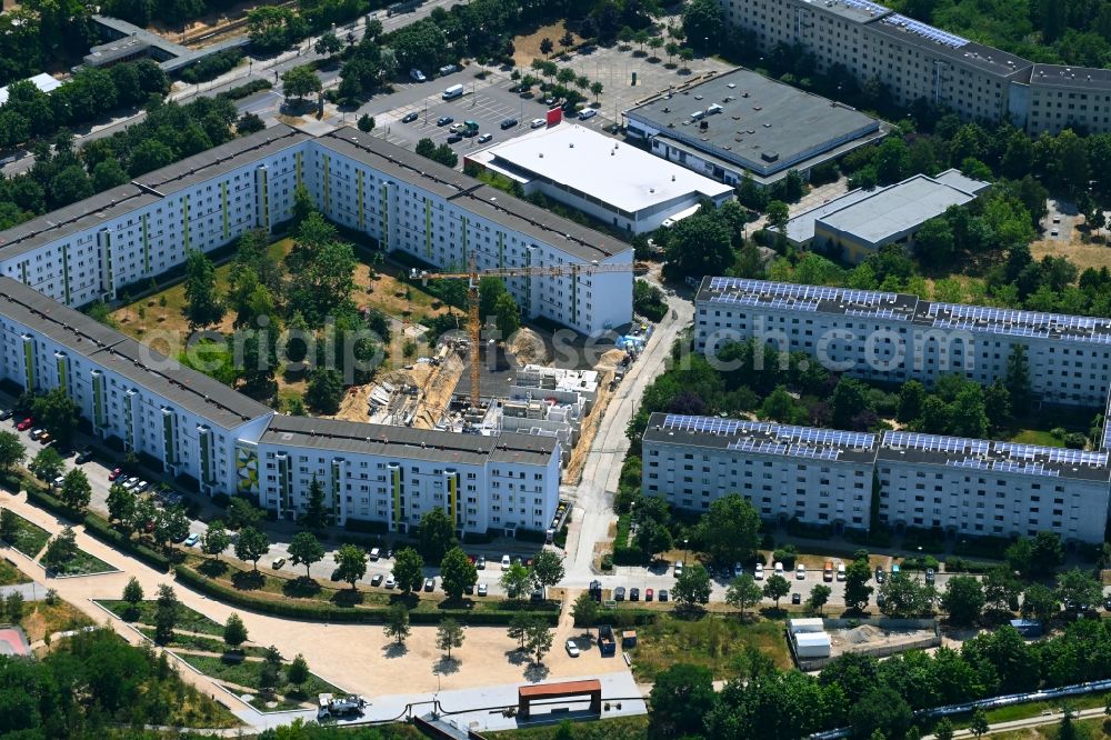 Berlin from the bird's eye view: Construction site for the multi-family residential building on Feldberger Ring in the district Kaulsdorf in Berlin, Germany