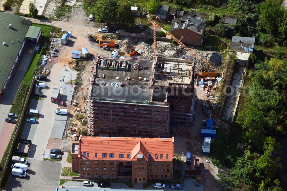 Halle (Saale) from the bird's eye view: Construction site for the multi-family residential building on Gelaende of ehemaligen Boellberger Brauerei in dem Boellberger Weg in the district Gesundbrunnen in Halle (Saale) in the state Saxony-Anhalt, Germany