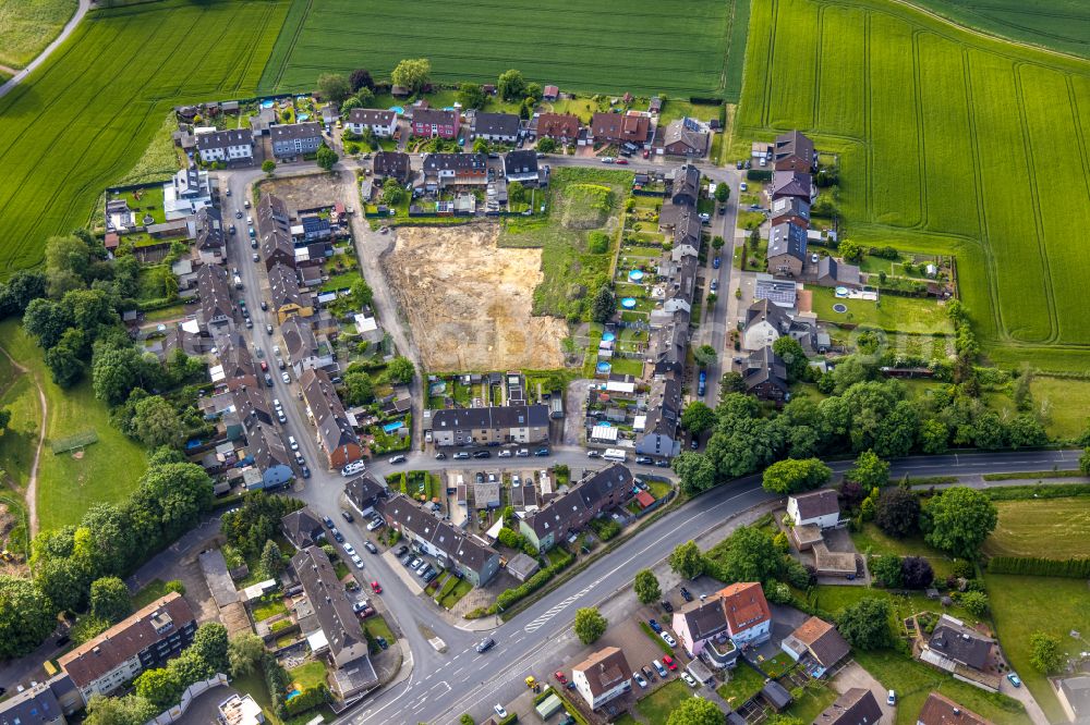 Hamm from above - Construction site for the multi-family residential building on street Kupferstrasse in Hamm at Ruhrgebiet in the state North Rhine-Westphalia, Germany