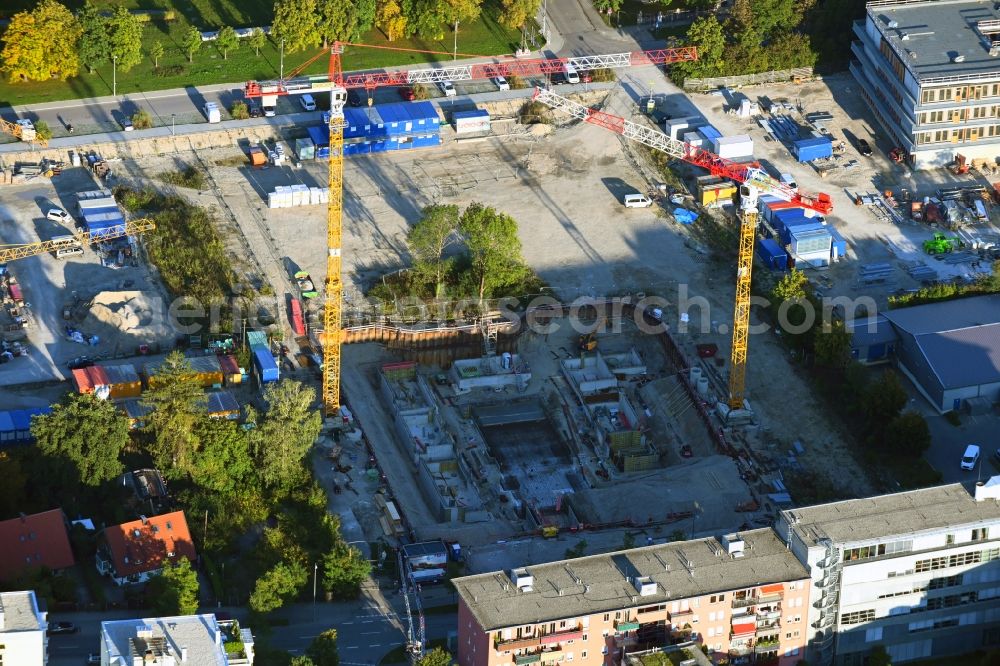 Aerial image München - Construction site for the multi-family residential building Hanauer Strasse - Richthofenstrasse in the district Moosach in Munich in the state Bavaria, Germany