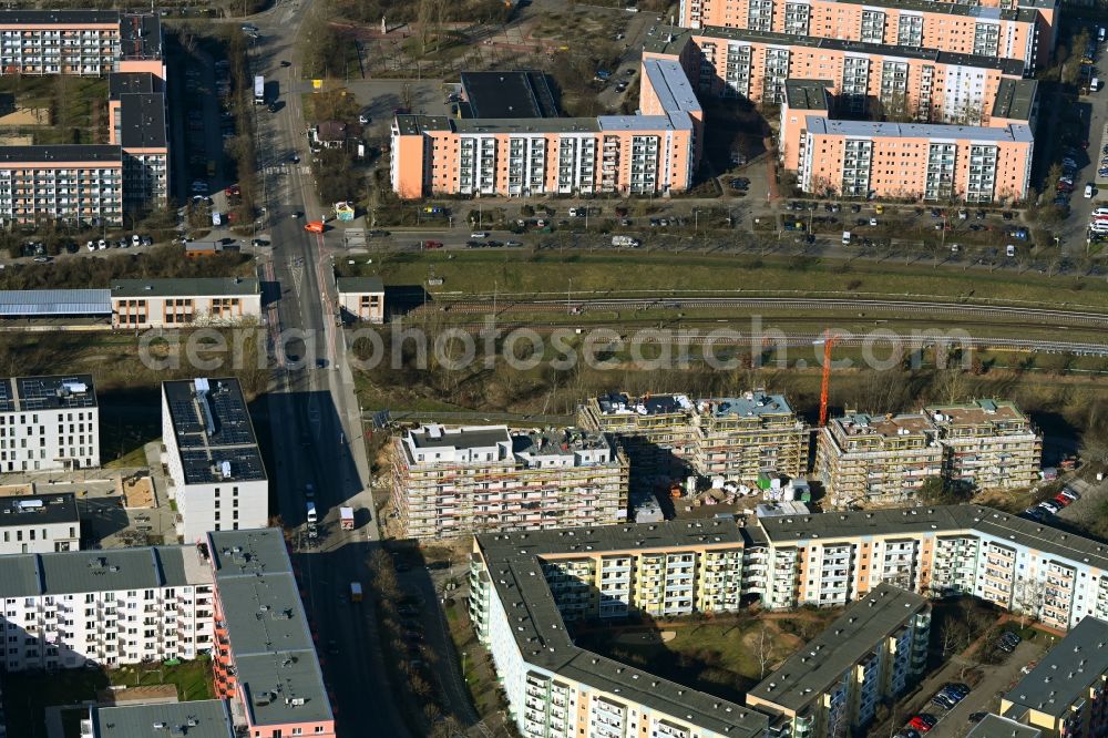 Aerial photograph Berlin - Construction site for the multi-family residential building Hoyerswerdaer Strasse corner Louis-Lewin-Strasse in the district Hellersdorf in Berlin, Germany