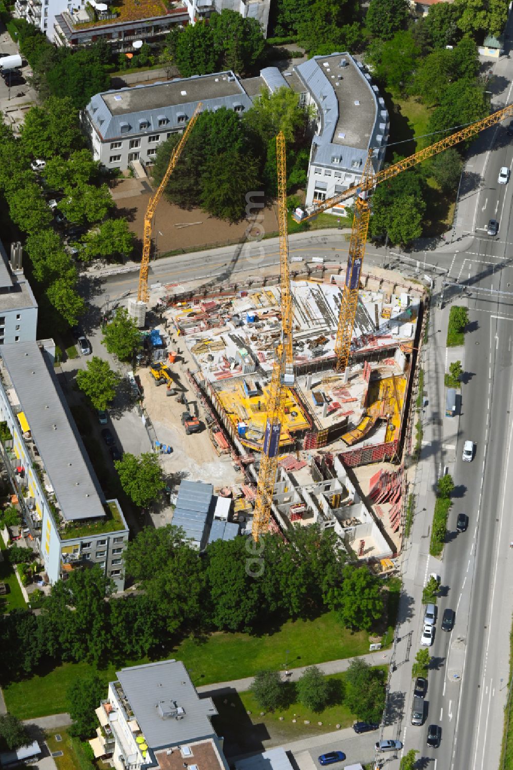 München from above - Construction site for the multi-family residential building Isarleiten with rental and serviced apartments on street Wolfratshauser Strasse - Neunkirchner Strasse in Munich in the state Bavaria, Germany