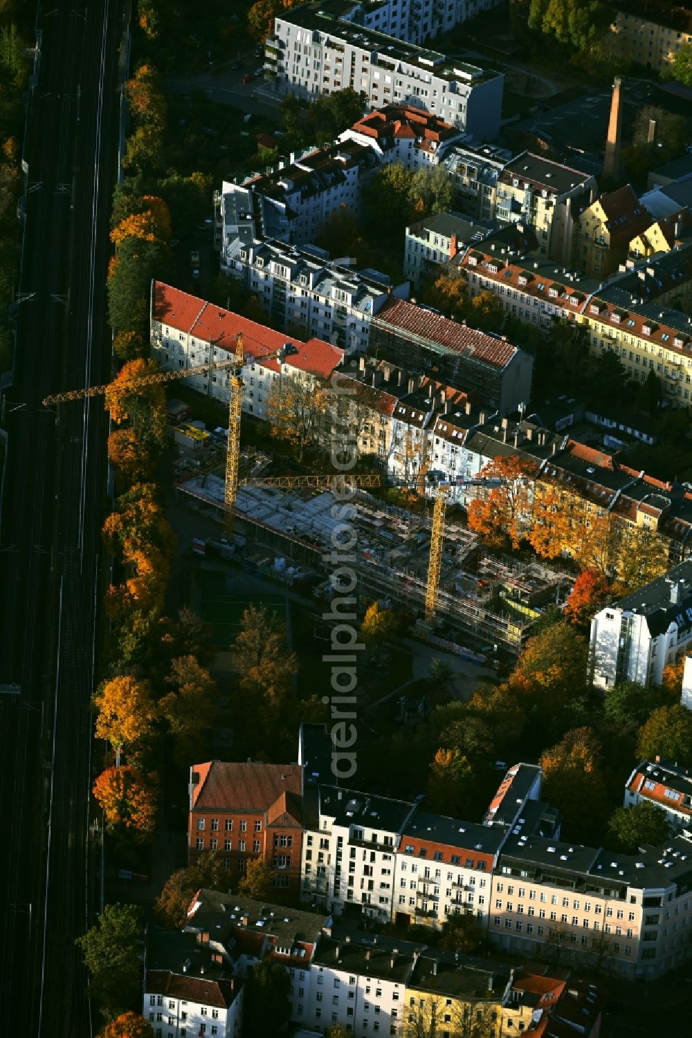 Aerial image Berlin - Construction site for the multi-family residential building Muehlenstrasse - Florapromenade in the district Pankow in Berlin, Germany