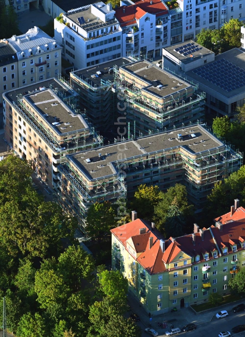 Aerial photograph München - Construction site for the multi-family residential building on Georg-Hallmaier-Strasse - Neuhofener Platz in the district Sendling in Munich in the state Bavaria, Germany