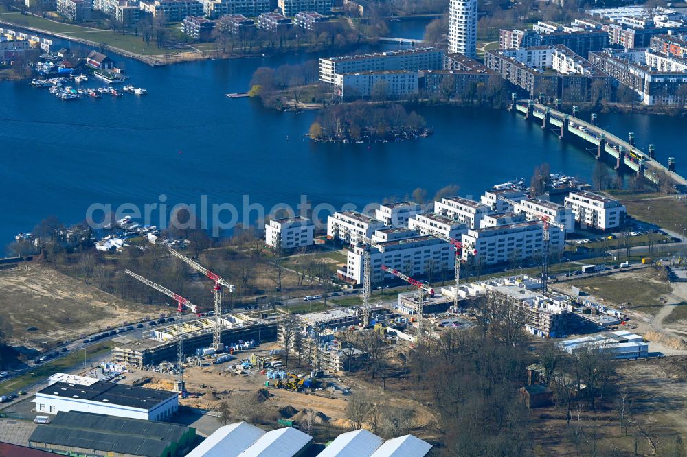 Berlin from the bird's eye view: Construction site for the multi-family residential building on street Rhenaniastrasse - Daumstrasse in the district Haselhorst in Spandau in Berlin, Germany