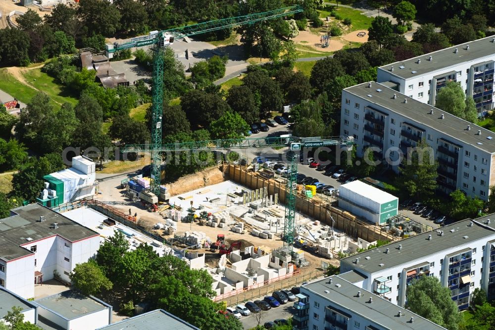 Berlin from the bird's eye view: Construction site for the multi-family residential building on Senftenberger Strasse in the district Hellersdorf in Berlin, Germany