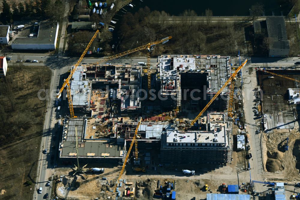 Aerial photograph Berlin - Construction site for the multi-family residential building on Maselakepark on street Carossastrasse in the district Spandau Hakenfelde in Berlin, Germany