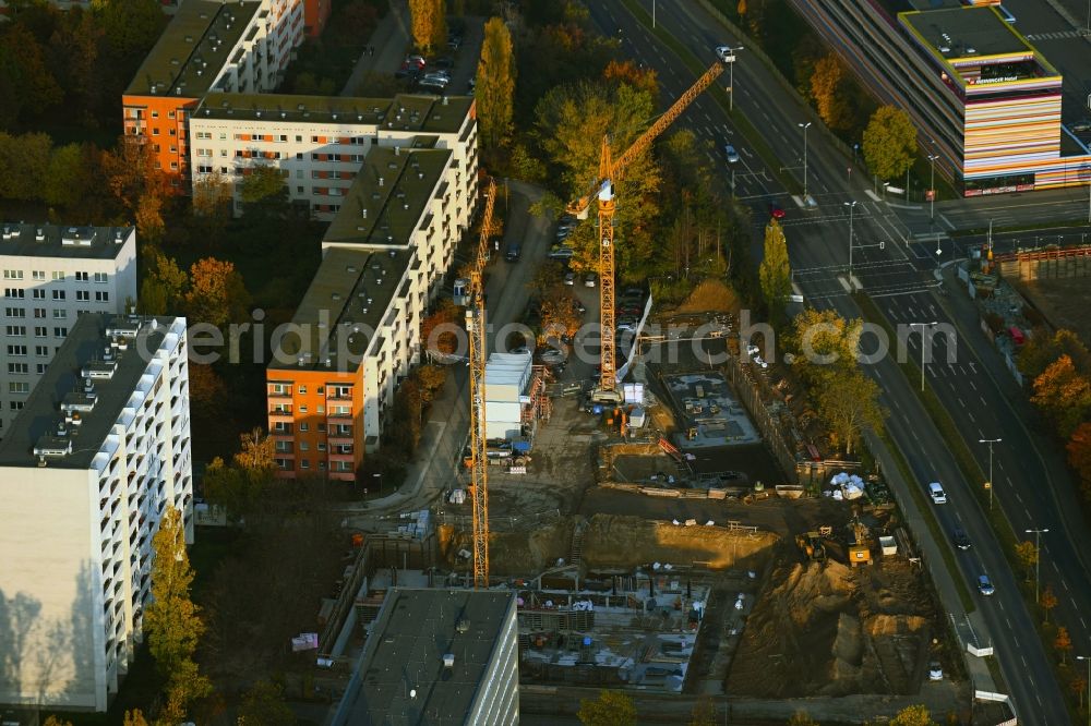 Aerial image Berlin - Construction site for the multi-family residential building on Schuetzenstrasse in the district Altglienicke in Berlin, Germany