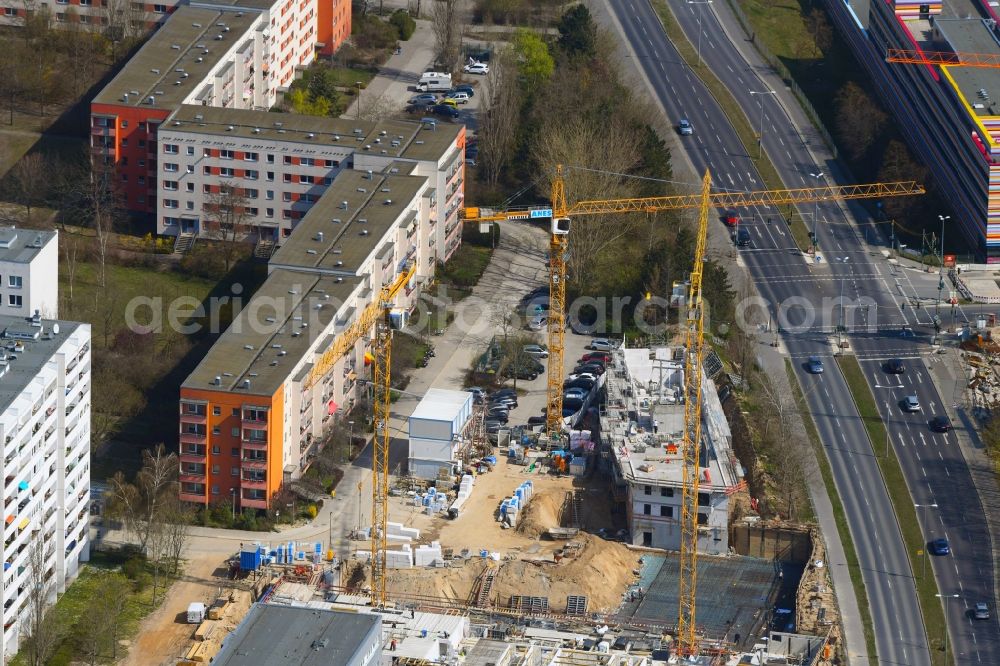 Aerial image Berlin - Construction site for the multi-family residential building on Schuetzenstrasse in the district Altglienicke in Berlin, Germany