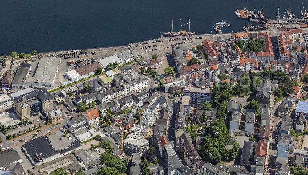 Flensburg from above - Construction site for the multi-family residential building Skolehaven on Gartenstrasse in the district Neustadt in Flensburg in the state Schleswig-Holstein, Germany