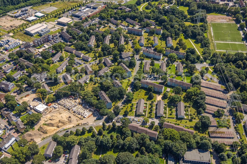 Aerial photograph Dinslaken - Construction site for the multi-family residential building Solarquartier on street Knappenstrasse in the district Eppinghoven in Dinslaken at Ruhrgebiet in the state North Rhine-Westphalia, Germany