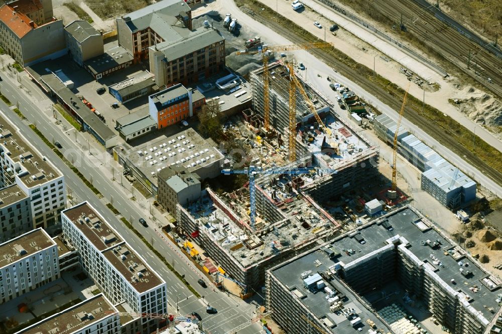 Aerial image Berlin - Construction site for the multi-family residential building QH-Spring on Heidestrasse corner Lydia-Rabinowitsch-Strasse in the district Moabit in Berlin, Germany