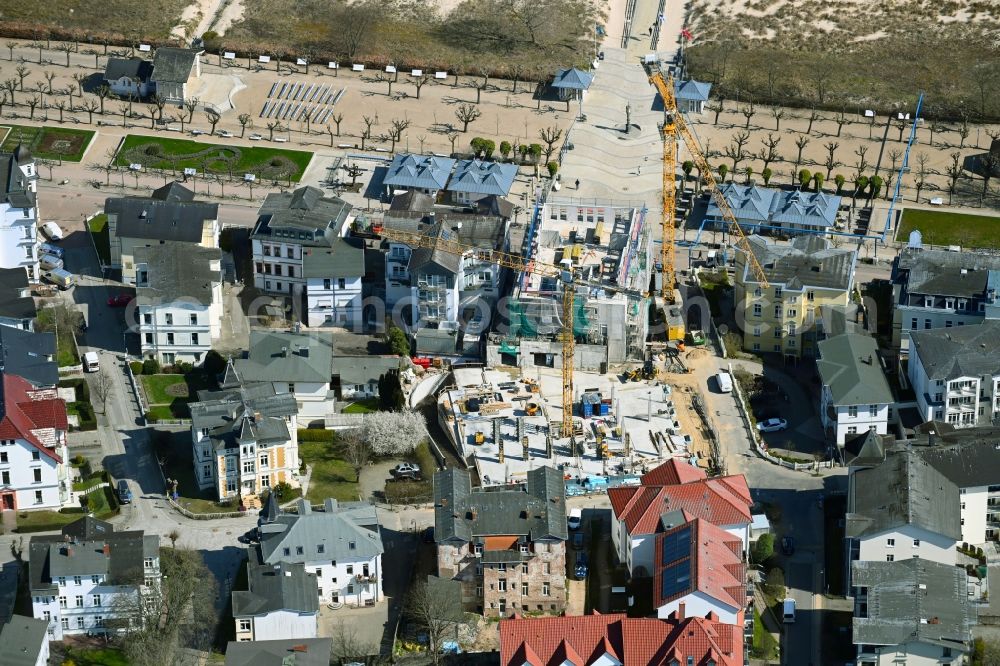 Seebad Ahlbeck from the bird's eye view: Construction site for the multi-family residential building Strandterrasse in Seebad Ahlbeck on the island of Usedom in the state Mecklenburg - Western Pomerania, Germany