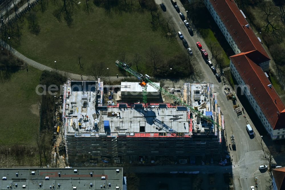 Berlin from the bird's eye view: Construction site for the multi-family residential building on Vesaliusstrasse in the district Pankow in Berlin, Germany