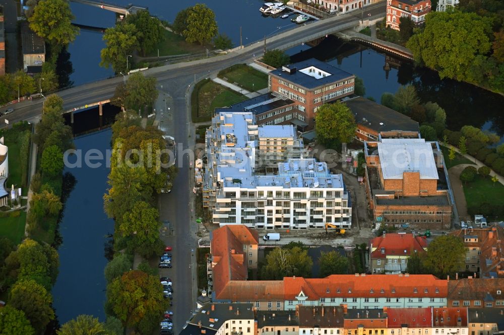 Aerial photograph Brandenburg an der Havel - Construction site for the multi-family residential building of Wohnen am Stadtbad Brandenburg an der Havel GmbH at Kanalstrasse in Brandenburg an der Havel in the state Brandenburg, Germany