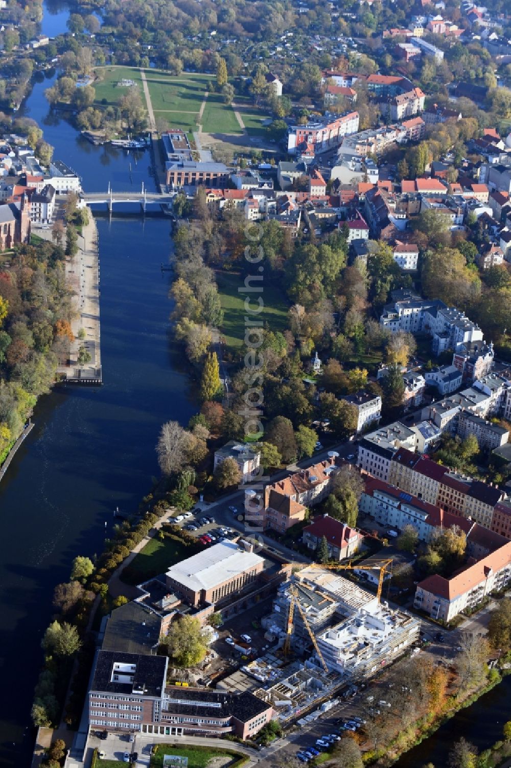 Brandenburg an der Havel from the bird's eye view: Construction site for the multi-family residential building of Wohnen am Stadtbad Brandenburg an der Havel GmbH at Kanalstrasse in Brandenburg an der Havel in the state Brandenburg, Germany