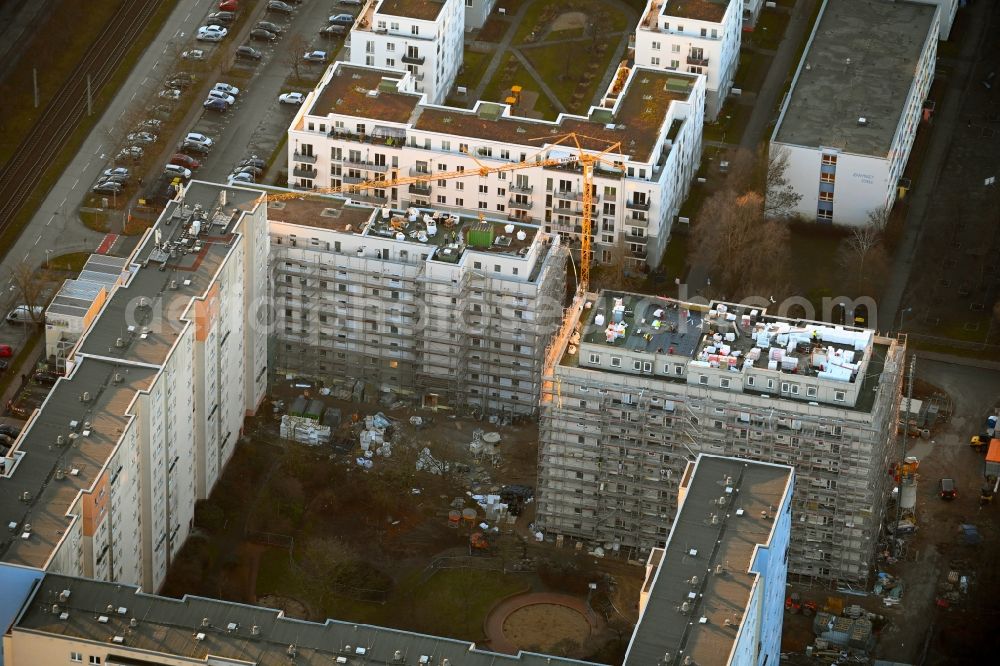 Berlin from the bird's eye view: Construction site for the multi-family residential building Zossener Strasse corner Mittenwalder Strasse in the district Hellersdorf in Berlin, Germany