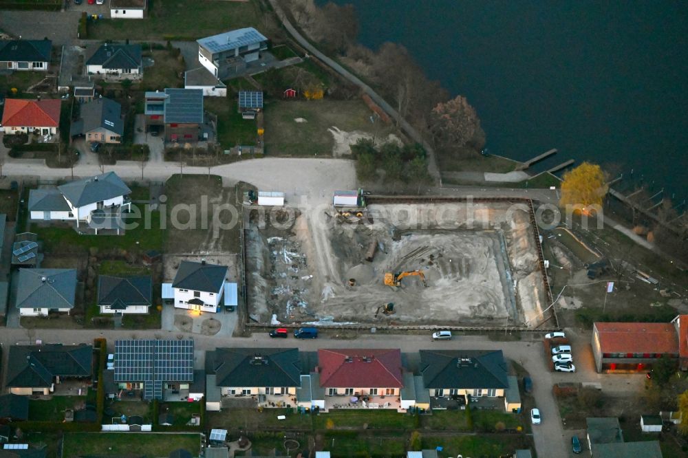 Aerial photograph Neuruppin - Construction site for the multi-family residential building Zum Schwanenufer in Neuruppin in the state Brandenburg, Germany