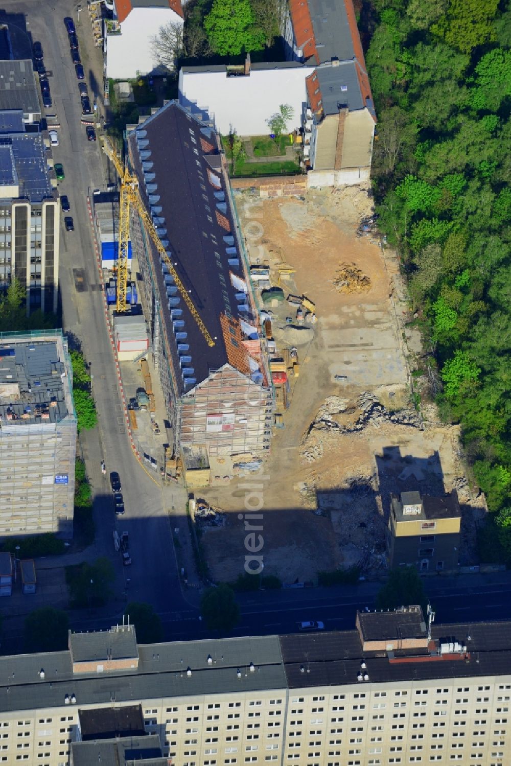 Aerial photograph Berlin - Construction of the new building project Wohnneubau- Carrée Alte Post in Dottistrasse - Ruschestrasse in Berlin Lichtenberg in Germany