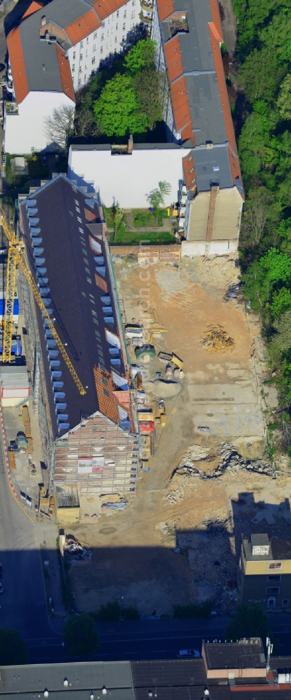 Berlin from above - Construction of the new building project Wohnneubau- Carrée Alte Post in Dottistrasse - Ruschestrasse in Berlin Lichtenberg in Germany