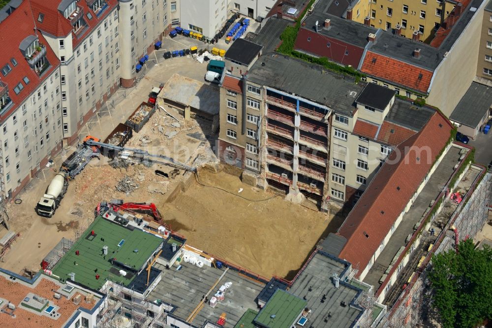 Berlin from the bird's eye view: Construction site for the new construction of residential district Carré Raimar in Berlin Charlottenburg