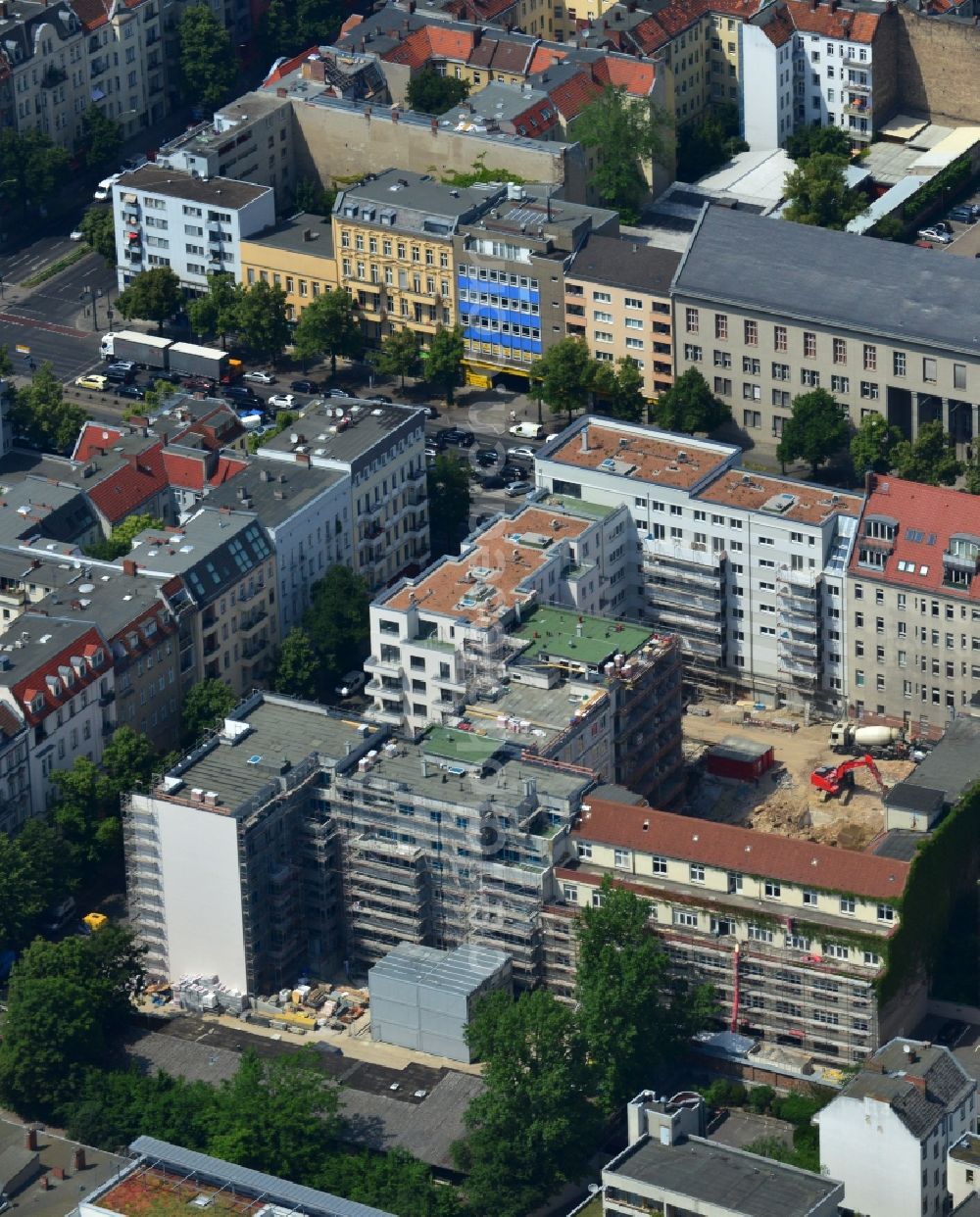 Aerial photograph Berlin - Construction site for the new construction of residential district Carré Raimar in Berlin Charlottenburg