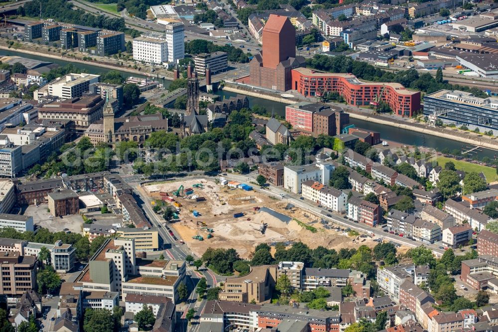 Duisburg from the bird's eye view: Construction site for new construction residential district Mercator Quartier Duisburg between Post street and Gutenberg street in Duisburg in North Rhine-Westphalia