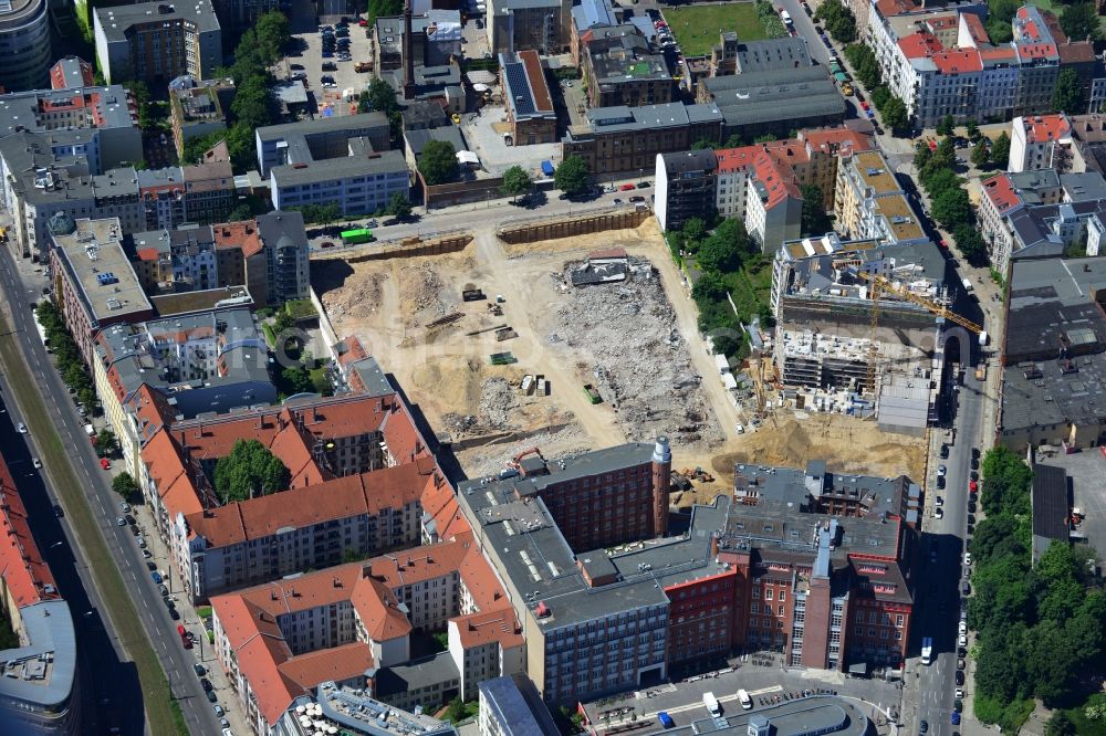 Berlin Prenzlauer Berg from the bird's eye view: Construction site for the new building of the residential district La Vie in Berlin Prenzlauer Berg