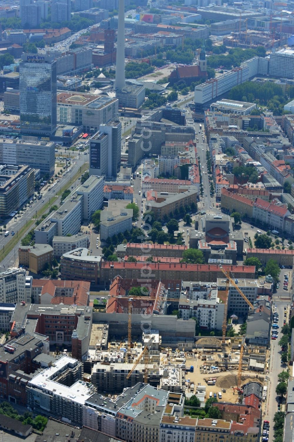 Aerial photograph Berlin Prenzlauer Berg - Construction site for the new building of the residential district La Vie in Berlin Prenzlauer Berg