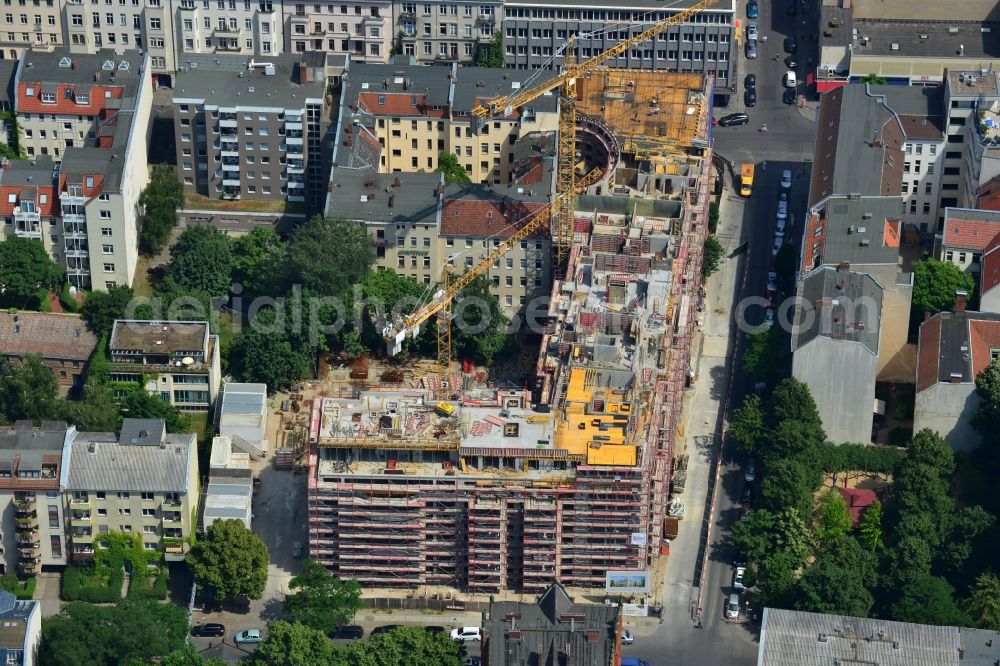 Berlin from the bird's eye view: Construction site for the new construction of residential district Zille gardens in Berlin Charlottenburg