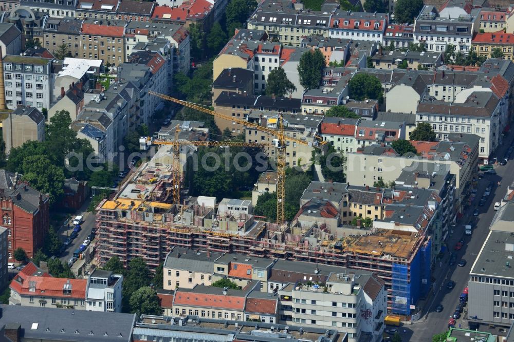 Aerial image Berlin - Construction site for the new construction of residential district Zille gardens in Berlin Charlottenburg