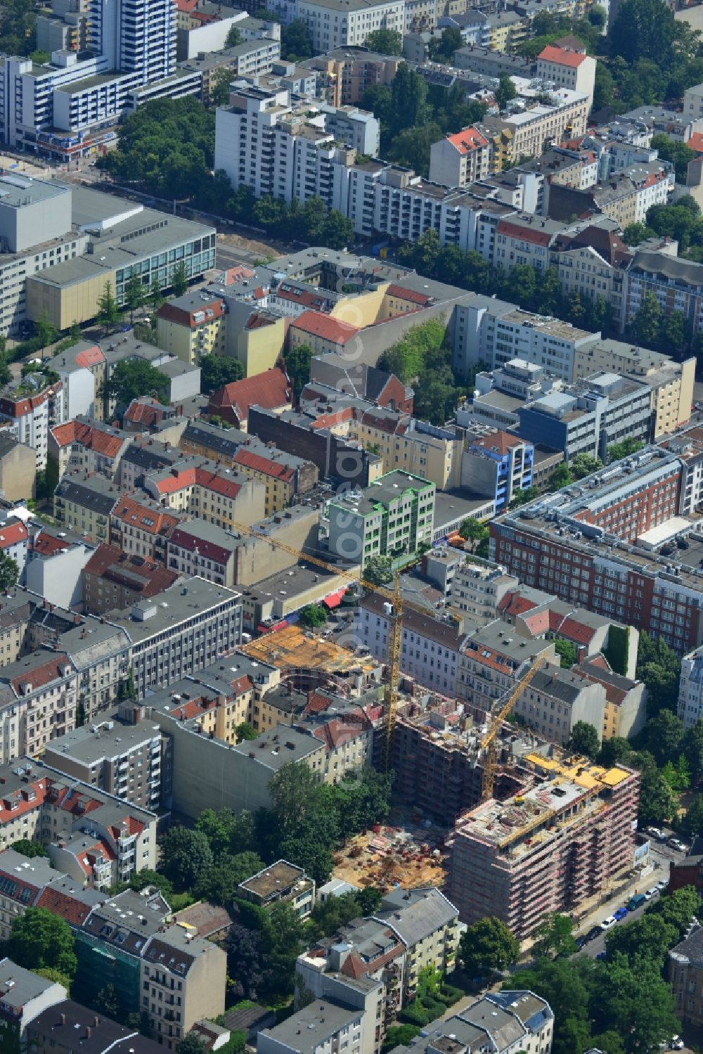 Aerial image Berlin - Construction site for the new construction of residential district Zille gardens in Berlin Charlottenburg