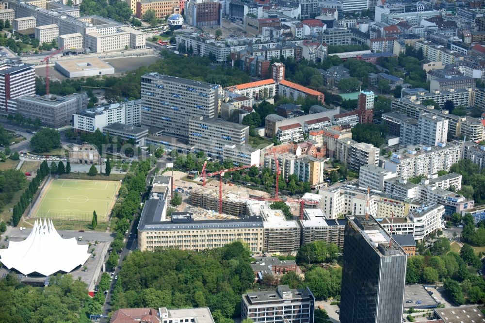 Aerial image Berlin - Construction site for the new residential neighborhood a??Metronoma?? in roads triangle Hallesche Strasse, Moeckernstrasse, Stresemannstrasse in the district Kreuzberg in Berlin, Germany Real estate project coordination: Kondor Wessels Holding GmbH