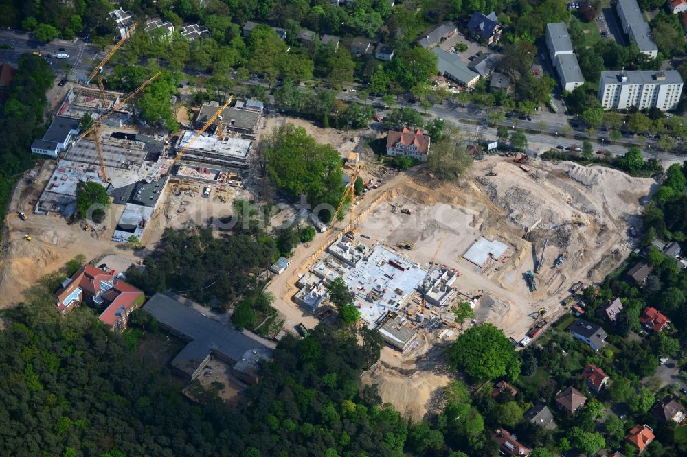 Aerial image Berlin OT Dahlem - Construction site for a residential area in Clayallee in the district of Steglitz-Zehlendorf in Berlin. The project is located on site of the former orthopedics clinic and home. The project is run by OHA Projektentwicklungsgesellschaft