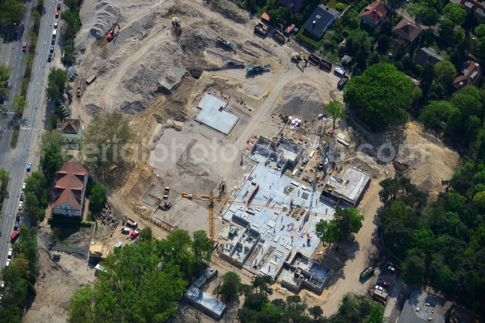 Berlin OT Dahlem from above - Construction site for a residential area in Clayallee in the district of Steglitz-Zehlendorf in Berlin. The project is located on site of the former orthopedics clinic and home. The project is run by OHA Projektentwicklungsgesellschaft