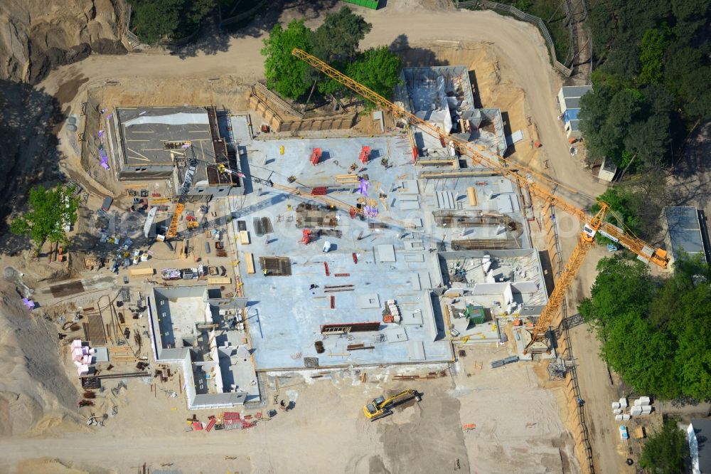 Berlin OT Dahlem from above - Construction site for a residential area in Clayallee in the district of Steglitz-Zehlendorf in Berlin. The project is located on site of the former orthopedics clinic and home. The project is run by OHA Projektentwicklungsgesellschaft