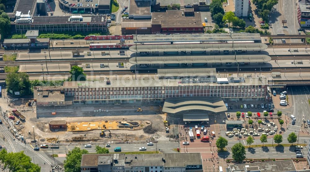 Bochum from the bird's eye view: New construction site central Bus Station for Public Transportation of Bogestra AG in the district Innenstadt in Bochum in the state North Rhine-Westphalia, Germany