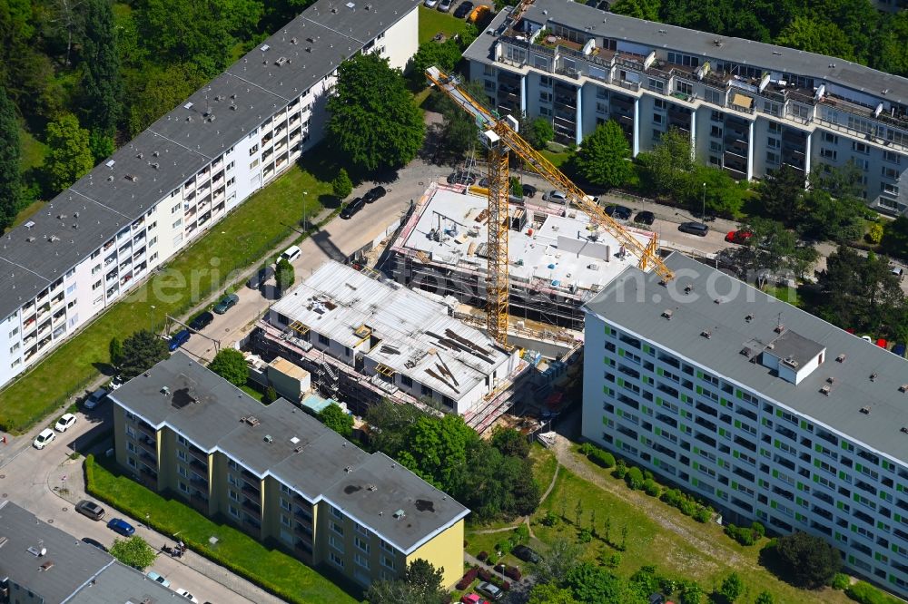 Berlin from above - Construction site for the new construction of two apartment buildings Duo Novo on Freibergstrasse in the Mariendorf district in Berlin, Germany