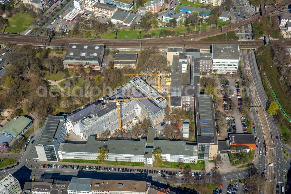 Aerial image Dortmund - Construction for the reconstruction of the extensions from the 1950s and 1960s at the Fritz-Henssler-Berufskolleg in Dortmund in the state North Rhine-Westphalia