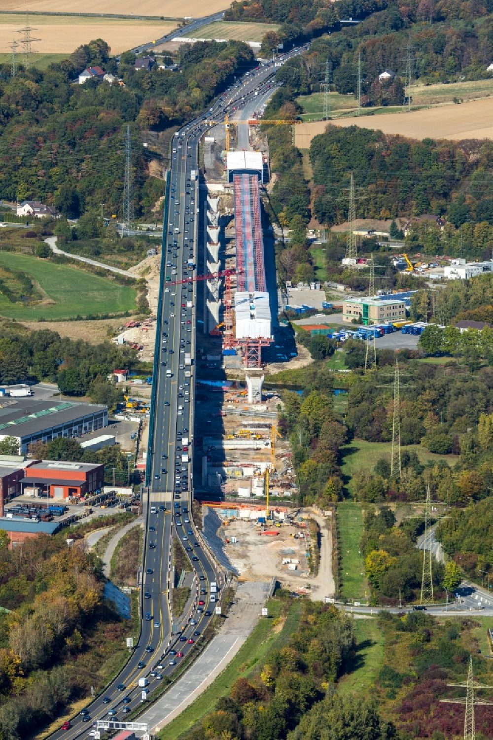 Aerial photograph Hagen - Construction site for the rehabilitation and repair of the motorway bridge construction Lennetalbruecke A45 Am Kahlenberg in Hagen in the state North Rhine-Westphalia, Germany