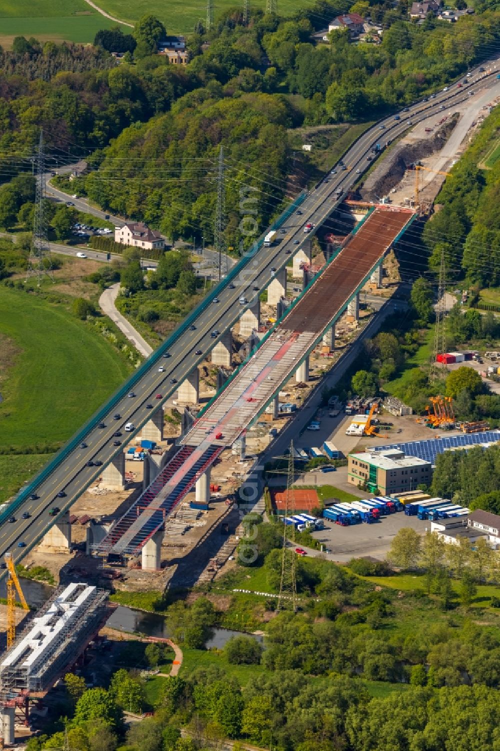 Hagen from above - Construction site for the rehabilitation and repair of the motorway bridge construction Lennetalbruecke A45 Am Kahlenberg in Hagen in the state North Rhine-Westphalia, Germany