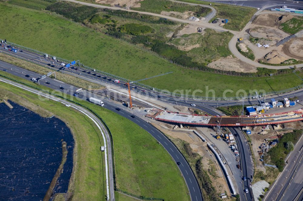 Aerial image Leverkusen - Construction site for the renovation, renewal and repair of the motorway bridge structure of the BAB A1 Leverkusen Rhine Bridge in Leverkusen in the federal state of North Rhine-Westphalia, Germany. Further information from: Autobahn GmbH des Bundes Westfalen Zweigniederlassung, HOCHTIEF Aktiengesellschaft AG, Landesbetrieb Strassenbau Nordrhein-Westfalen, PORR Deutschland GmbH, SEH Engineering GmbH