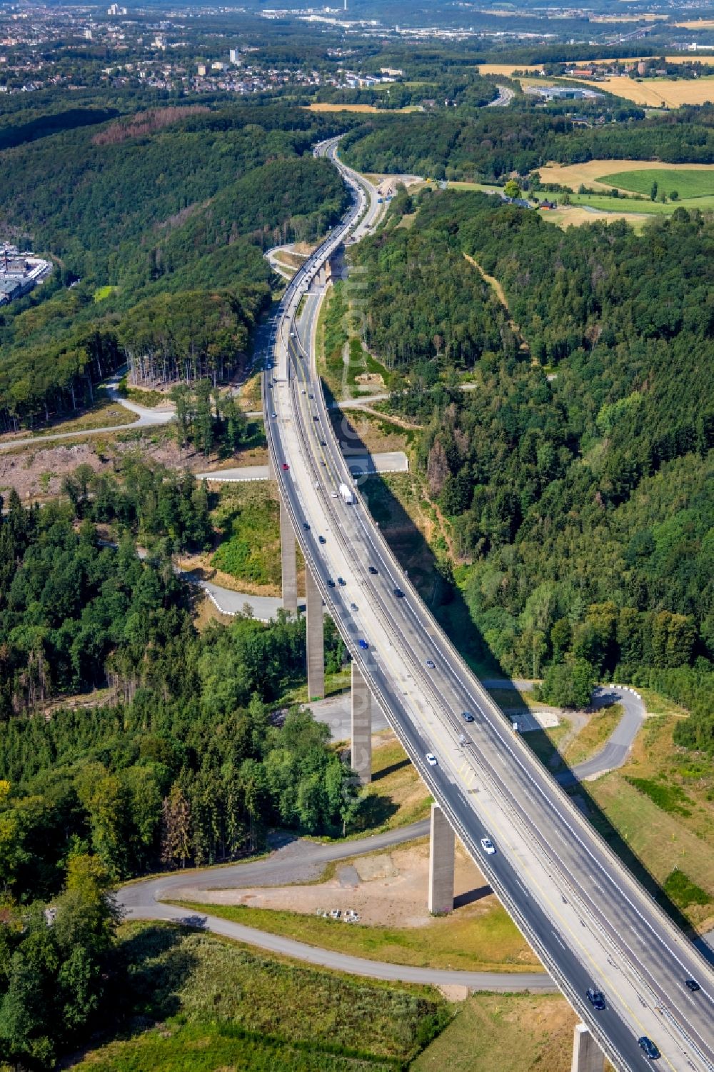 Aerial photograph Hagen - Construction site for the rehabilitation and repair of the motorway bridge construction Talbruecke Brunsbecke of motorway BAB A45 in the district Dahl in Hagen in the state North Rhine-Westphalia, Germany