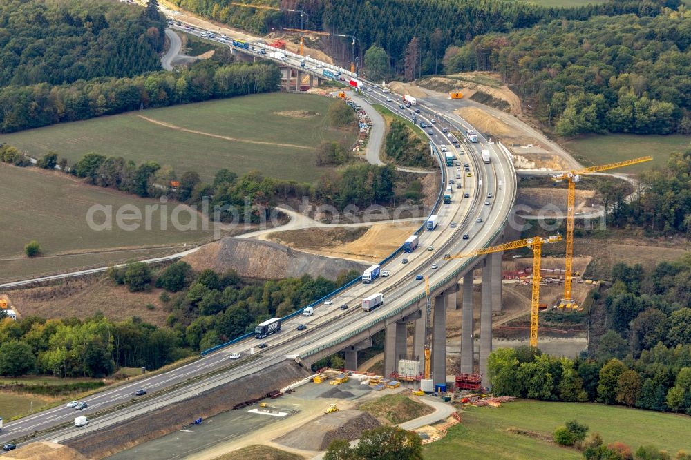 Rinsdorf from the bird's eye view: Construction site for the rehabilitation and repair of the motorway bridge construction Talbruecke Rinsdorf in Rinsdorf in the state North Rhine-Westphalia, Germany