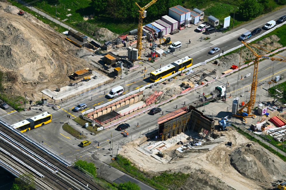 Aerial image Berlin - Construction site for the rehabilitation and repair of the motorway bridge construction Wuhletalbruecke on street Maerkische Allee in the district Marzahn in Berlin, Germany