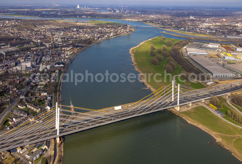 Duisburg from the bird's eye view: Construction site for the rehabilitation and repair of the motorway bridge construction Rheinbruecke Duisburg-Neuenkamp on street Brueckenstrasse in the district Homberg in Duisburg at Ruhrgebiet in the state North Rhine-Westphalia, Germany