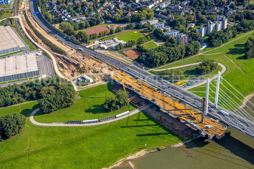 Aerial photograph Duisburg - Construction site for the rehabilitation and repair of the motorway bridge construction Rheinbruecke Duisburg-Neuenkamp in the district Kasslerfeld in Duisburg at Ruhrgebiet in the state North Rhine-Westphalia, Germany