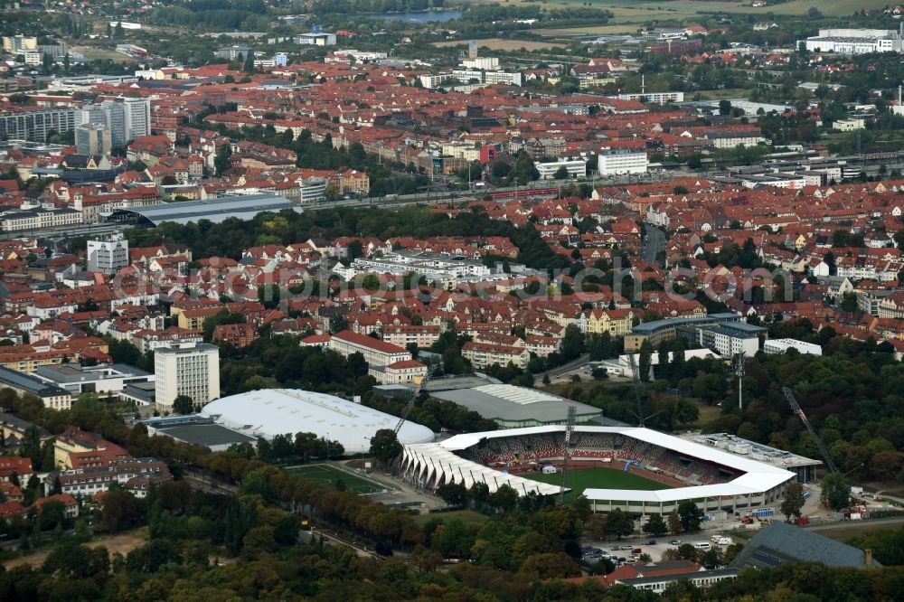 Aerial photograph Erfurt - Site for the reconstruction of the Arena stadium Steigerwaldstadion in Erfurt in Thuringia. The construction company Koester GmbH build after drafts of Architetur HPP Hentrich-Petschnigg & Partner GmbH + Co. KG a modern grandstand and sports facilities