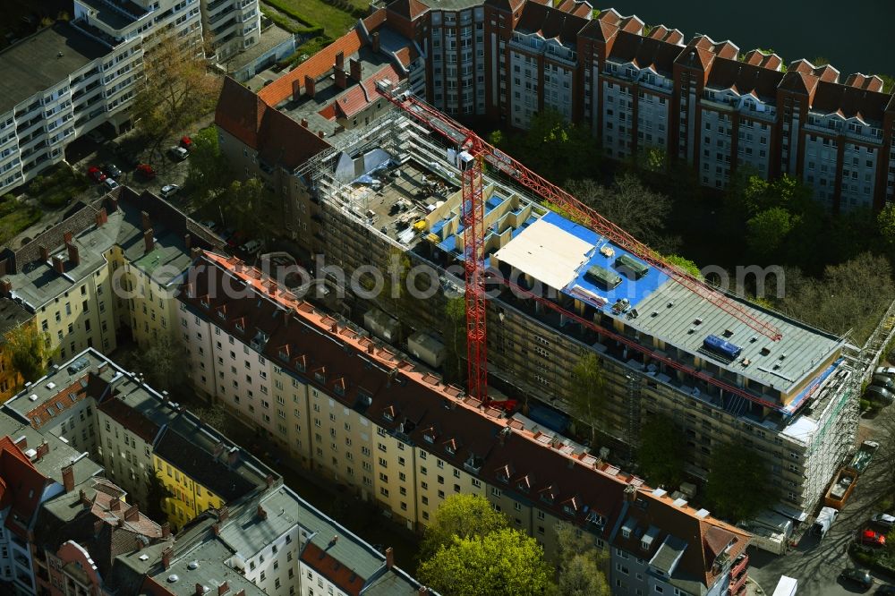 Aerial image Berlin - Construction for the reconstruction and expansion of the old building on Diedenhofener Strasse - Strassburger Strasse - Sedanstrasse in the district Spandau in Berlin, Germany