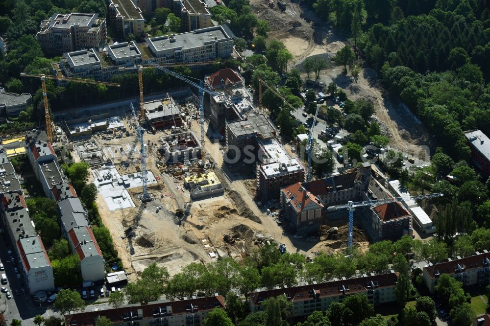 Aerial image Berlin - Construction for the reconstruction and expansion of the old buildings listed building of AVILA Projektmanagement GmbH on Mariendorfer Weg in the district Neukoelln in Berlin